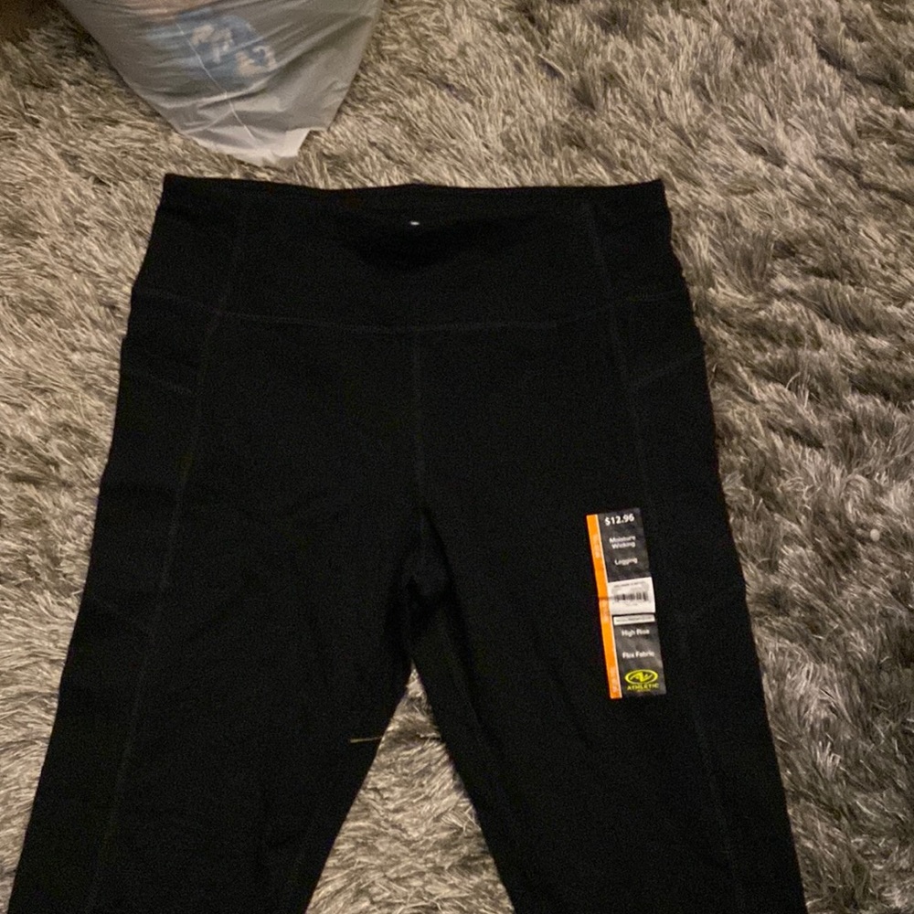 Black leggings